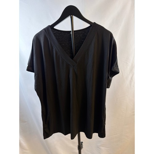 Black neck short - neck, sleeve
